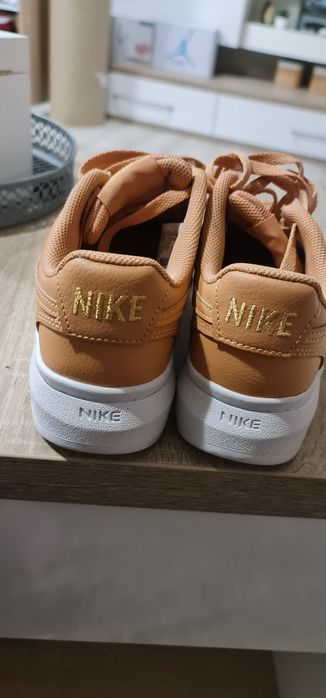 Nike Sneakers Court Vision Alta 39