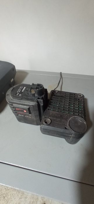Vând sau schimb bosch gbh de 24 v