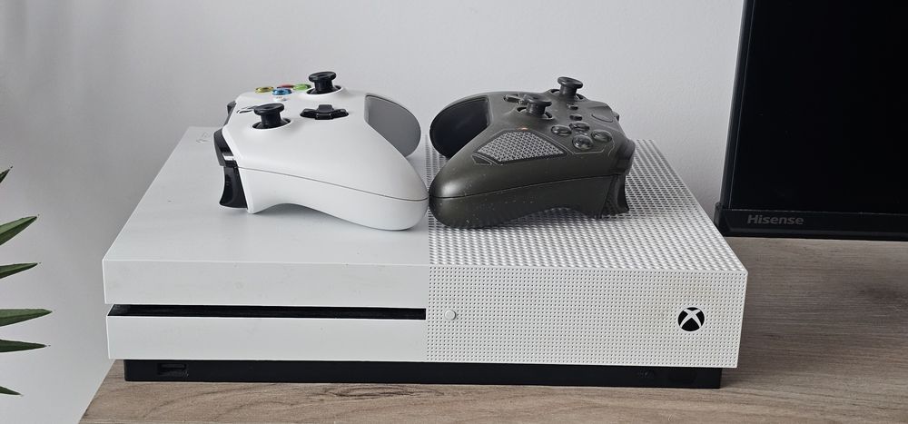 Xbox one s 1Tb memorie