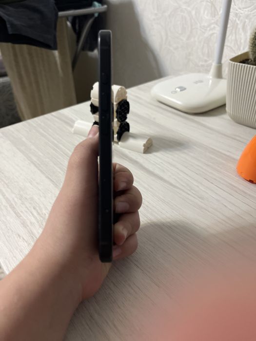 iPhone 16 , Б/у муляж