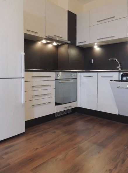 Дава се под наем Двустаен апартамент в София, Надежда 3 - 75 кв.м за 346.8 € - Снимка #1