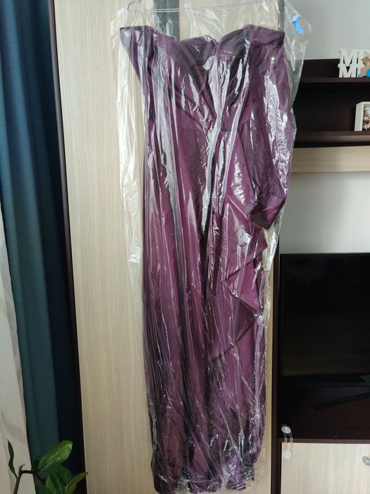 Vând rochie lungă de seară/nuntă