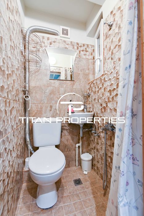 Дава се под наем Двустаен апартамент в София, Център - 55 кв.м за 458.49 € - Снимка #11