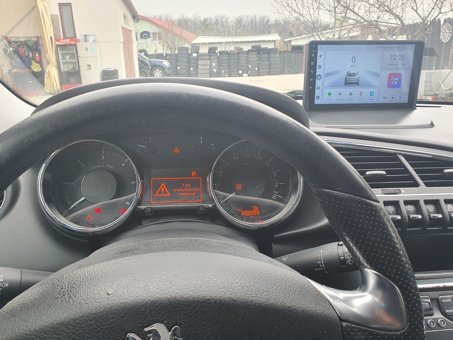 Vând Peugeot 3008 !