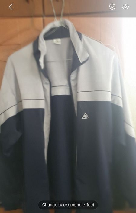 Продавам анцузи, спортни екипи ,тениски