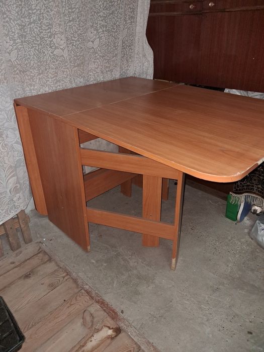 Стол раздвижной книжка