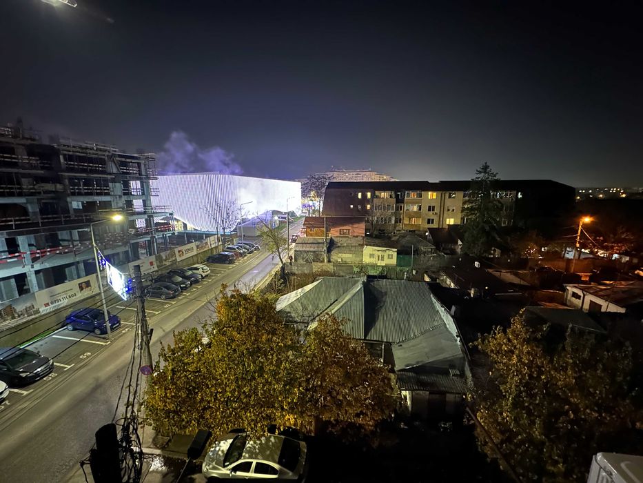 Particular, apartament 3 camere, metrou Aparatorii Patriei, parcare