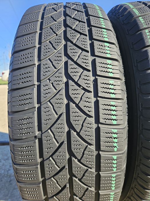 Vând anvelope iarna 215/65/16 C 215/65r16 C BRIDGESTONE