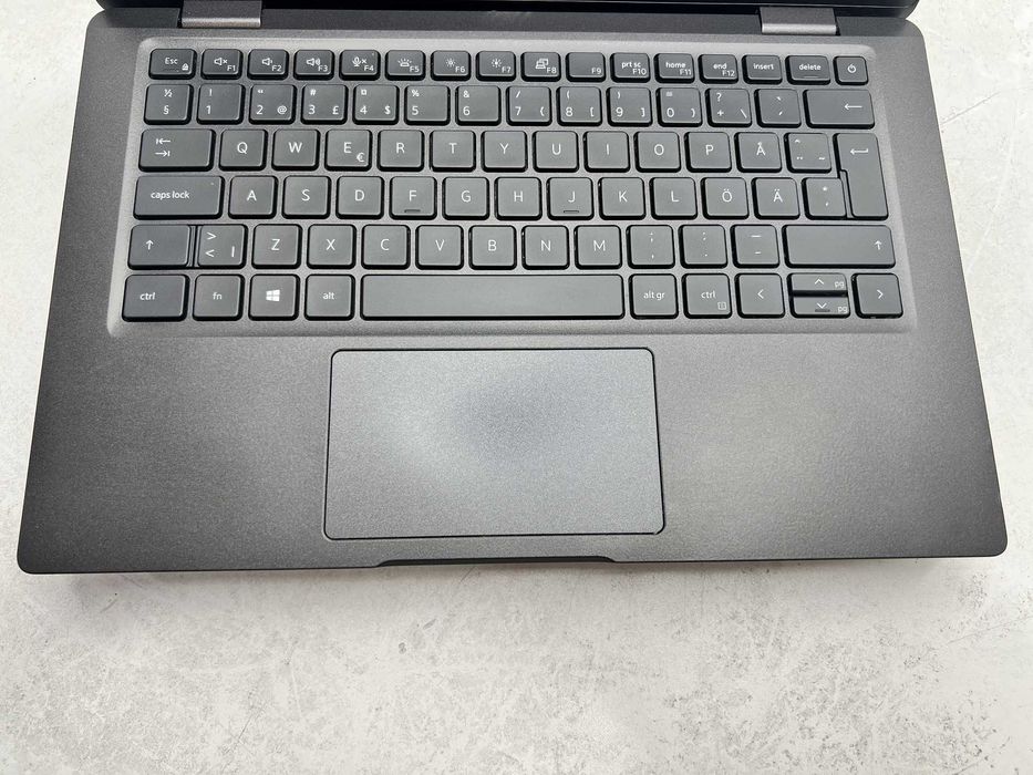 бизнес клас Dell Latitude 7320 13.3" touch i5-1145G7 16GB 510 клас А с Гаранция