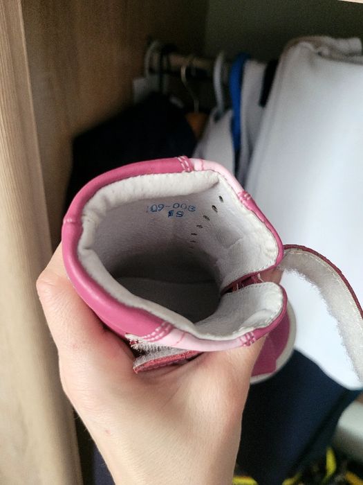 Продам ортопедическую обувь для девочки,