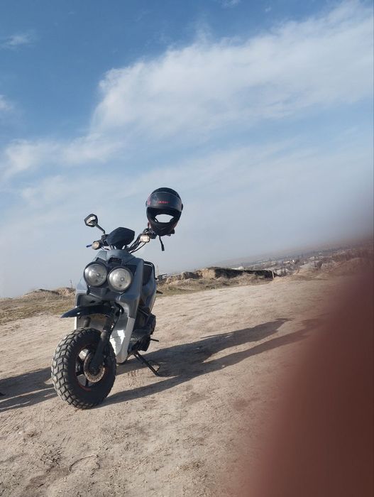 Срочно продаётся скутер bvs