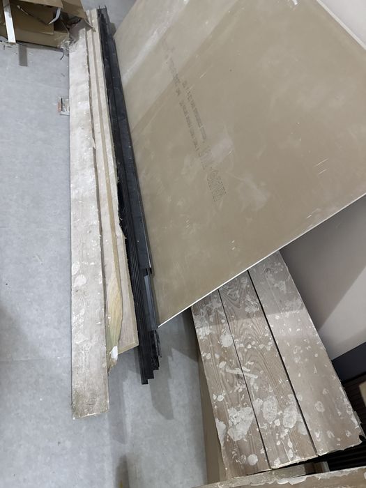 Леса , ешек сатылады