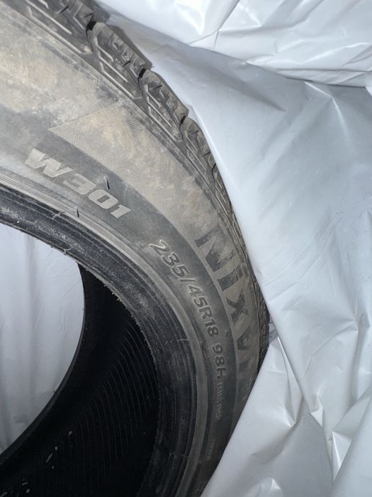 Зимние шины ROADBOSS W301