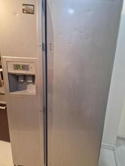 Хладилник Самсунг