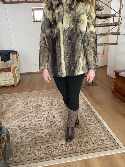 Haina din blana delup