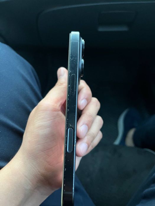 Iphone 16 pro ( в хорошем состоянии)