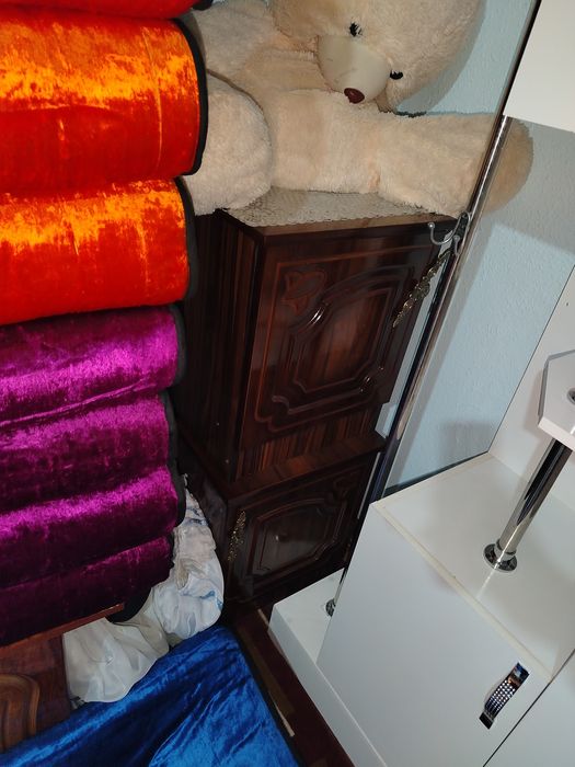 Stol stul 12 tali stenka shkaf trimo sotiladi