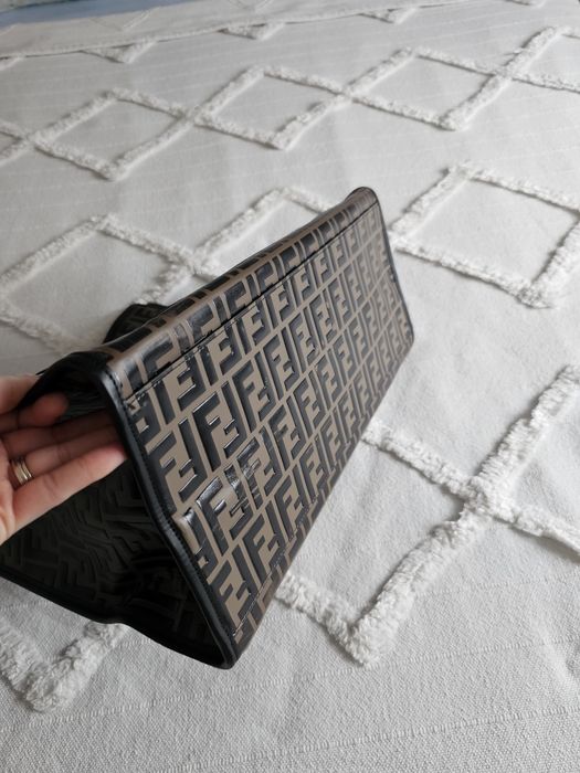 Geanta fendi model tote cel mai mare
