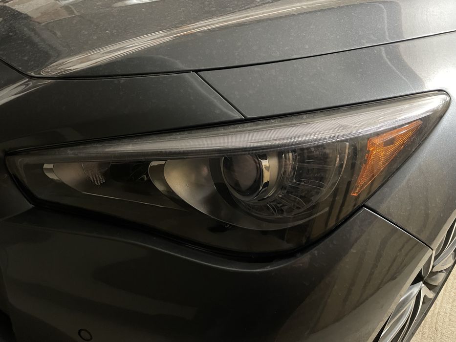 Infiniti Q50 ляв фар не адаптивен USА версия