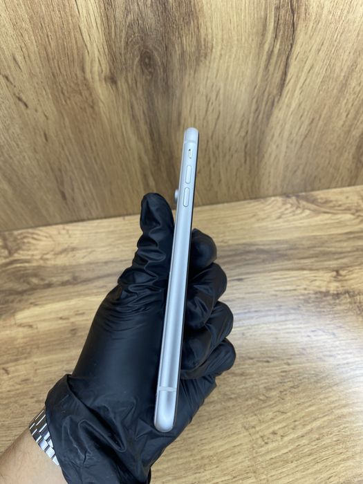 iPhone XR 128Gb 77%
