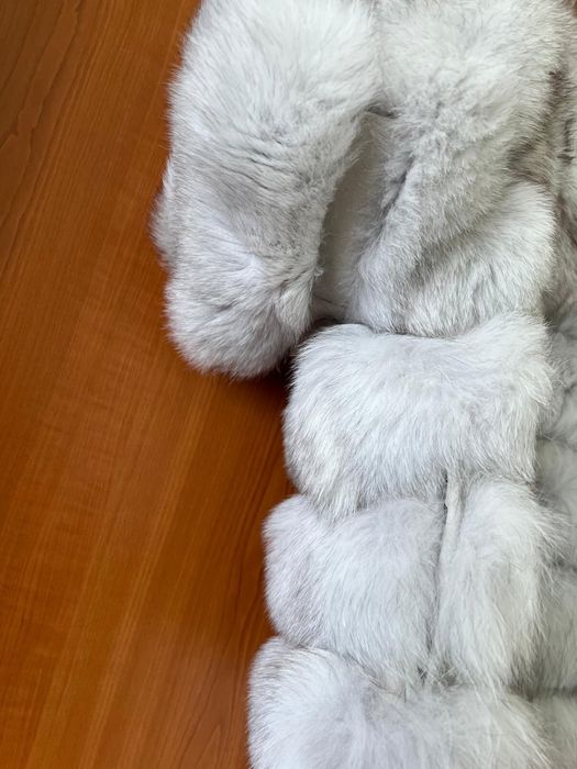 Haina de blana naturala vulpe argintie/ bej