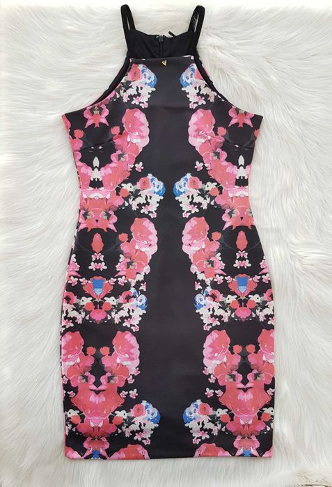 Дамска рокля GUESS размер S-М