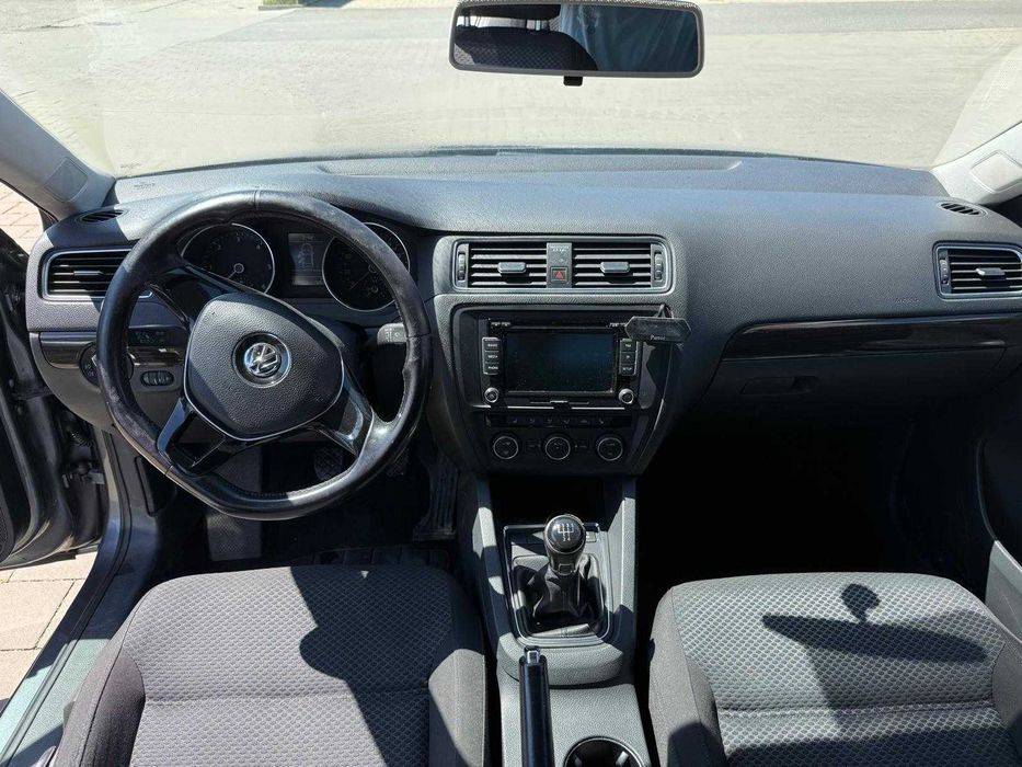 VOLKSWAGEN Jetta 2015 — imagine 19