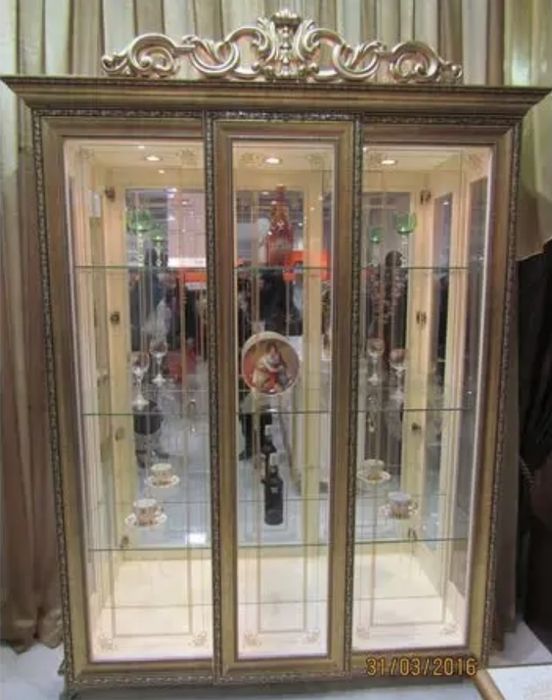 Сервант «Версаль»