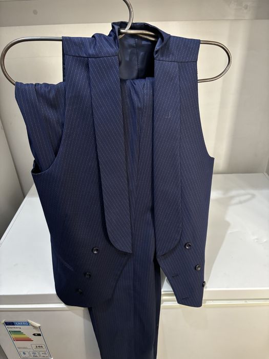 Продам костюм СРОЧНО!