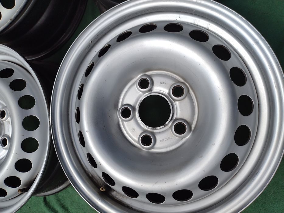 Перфектни 16-5х120 ЕТ51 6.5j Фолксваген Т5