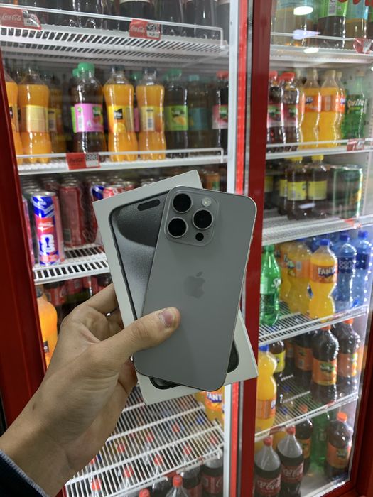 Продам срочно iPhone 15 Pro 256gb