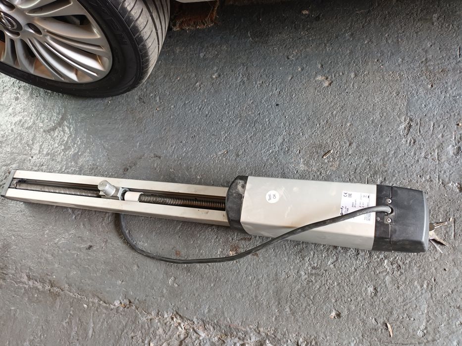 Motor acționare poarta electrica batanta somfi ixngo