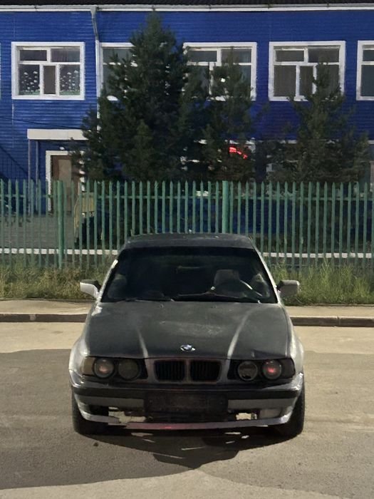 BMW 525, E34 1991 года 2.5 без ванос