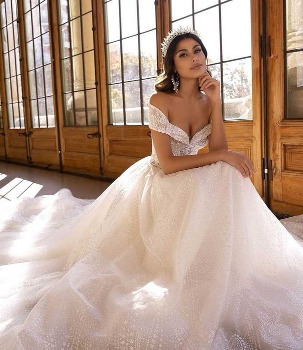 Vând rochie de mireasa Tina Valerdi