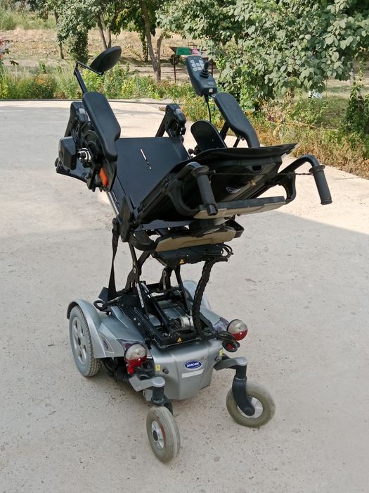 Инвалидный коляска