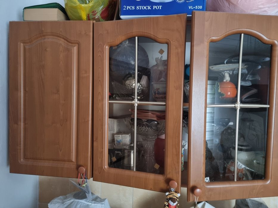 Кухонный гарнитур сатылады