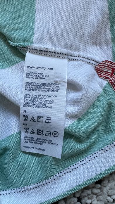 Нова дамска тениска Tommy Hilfiger размер XS