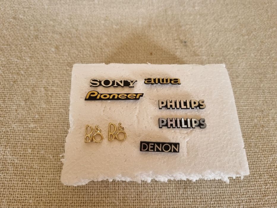 Pachet Sigle/Logo Phillips, Sony, Denon, etc. Perfecta stare.