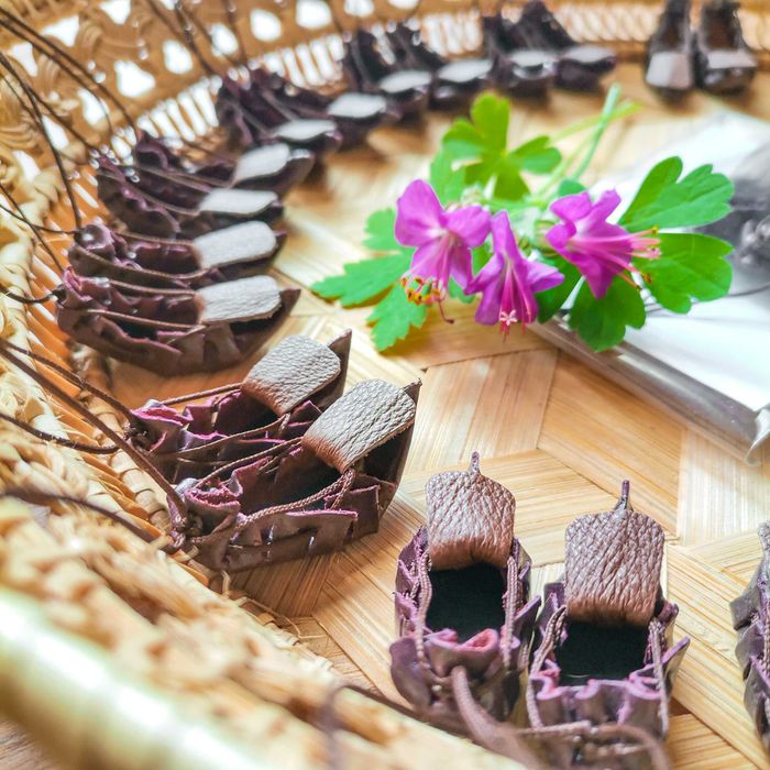 Сувенирни цървулчета от естествена кожа