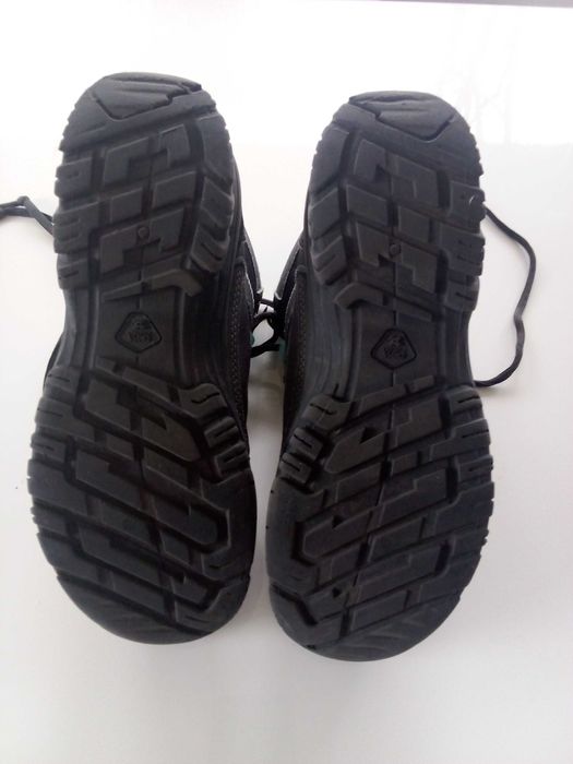 Детски зимни обувки 36 номер, като нови!