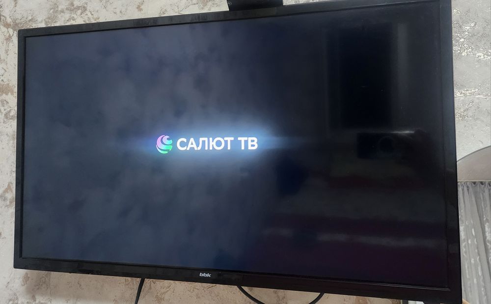 Телевизор Smart tv 32 дюймов
