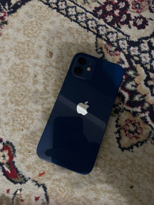 Айфон 12 128гб.