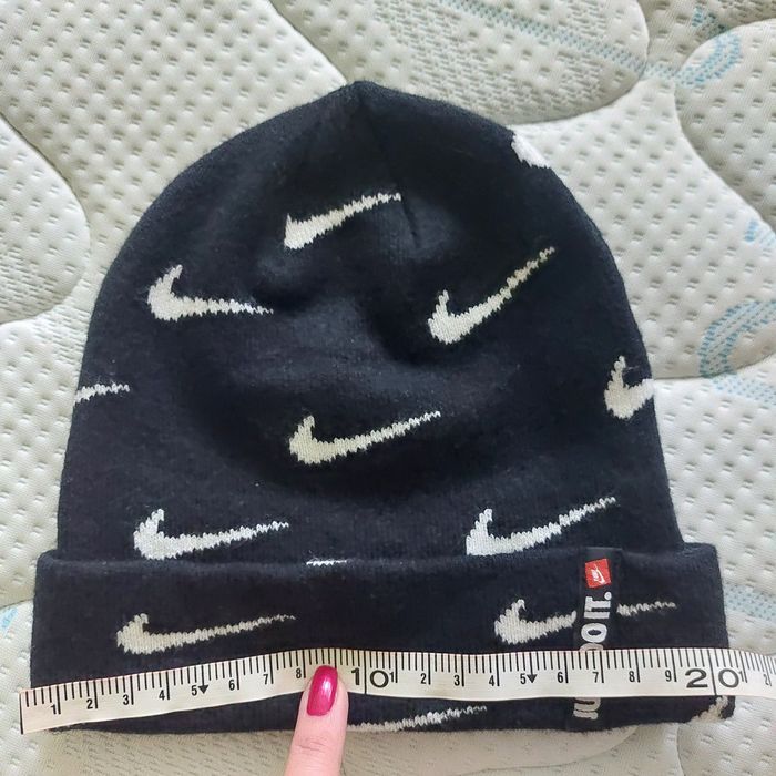 Детска зимна шапка Nike