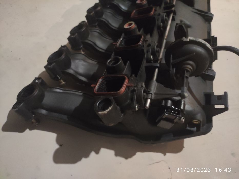 Всмукателен колектор БМВ bmw