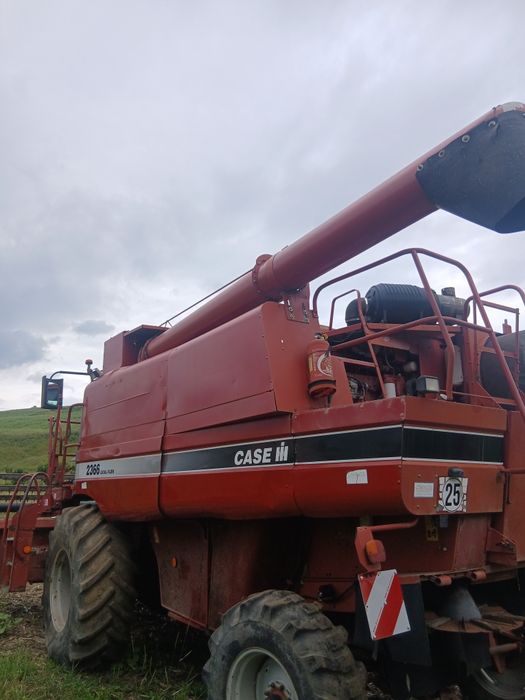 Case axial 2366 Combina