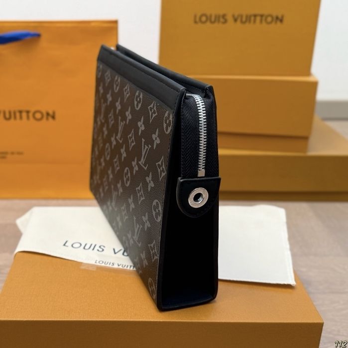 Несесер Louis Vuitton