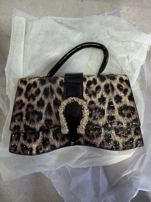 ЧАНТИ Balenciaga,Jacquemus,Chanel,Valentino!!! Налични Топ модели