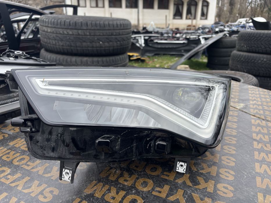 Фар Seat Ateca Cupra