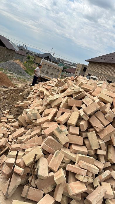 Кирпич ,Қыш , Кірпіш