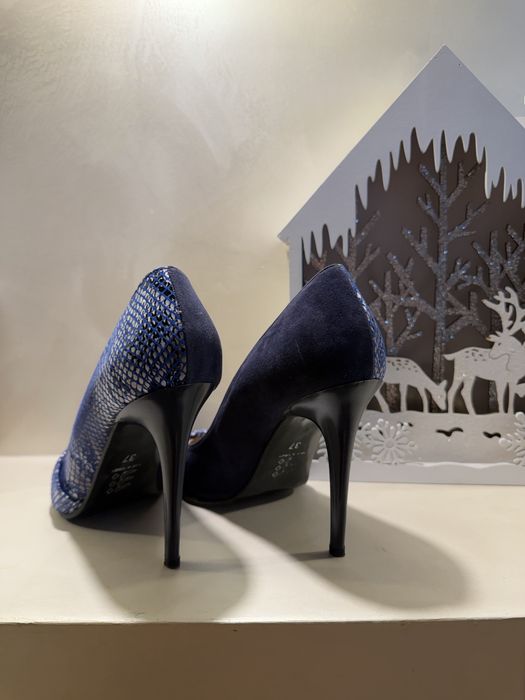 Сини елегантни обувки